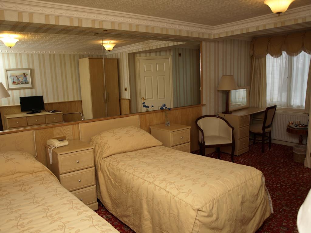 Clifton Park Hotel - Exclusive To Adults Lytham St Annes Esterno foto